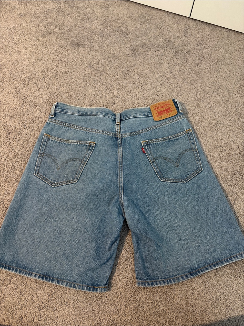 Levi's Classic Light Blue Denim Shorts - Picture 2 of 5